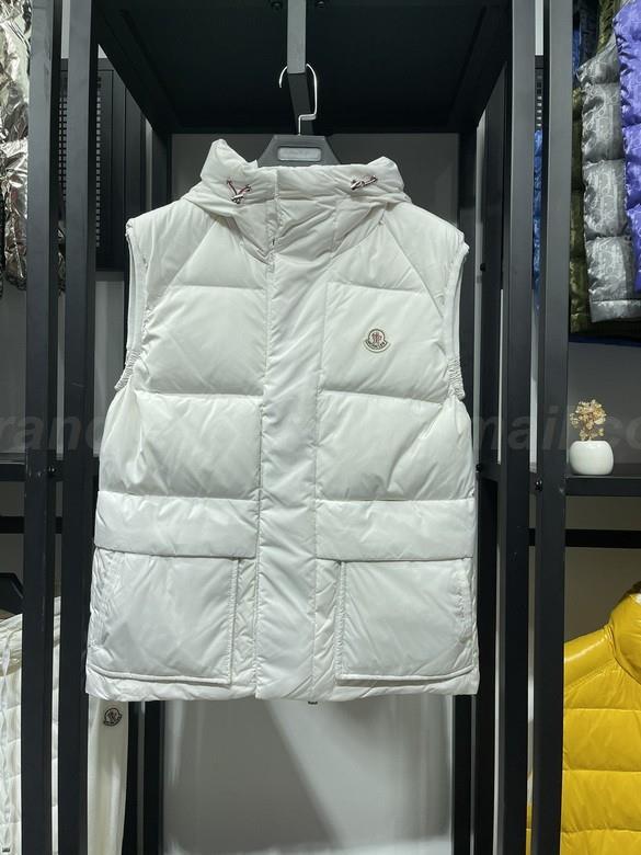 Moncler Men's Outwear 368